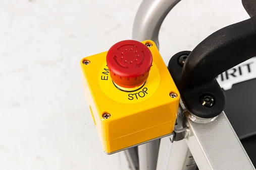 Реабилитационная беговая дорожка SPIRIT LW650 Реабилитационная беговая дорожка SPIRIT LW650