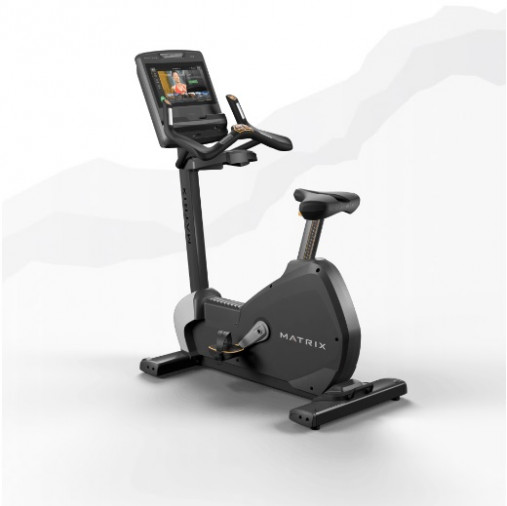 Вертикальный велотренажер Matrix Performance. Консоль Touch Base