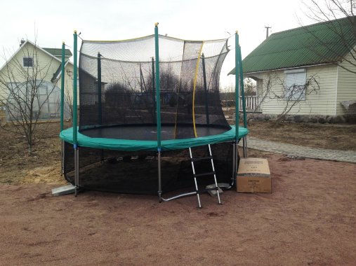 Батут Hasttings 12FT (3,65 М) зеленый, с внутренней защитной сеткой Батут Hasttings 12FT (3,65 М) зеленый, с внутренней защитной сеткой