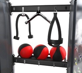 Полки и крюки предназначены для размещения и хранения аксессуаров и рукоятей Полки и крюки предназначены для размещения и хранения аксессуаров и рукоятей