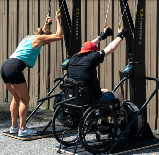 Лыжный тренажер Concept2 SkiErg PM5 с подставкой FloorStand в комплекте Лыжный тренажер Concept2 SkiErg PM5 с подставкой FloorStand в комплекте